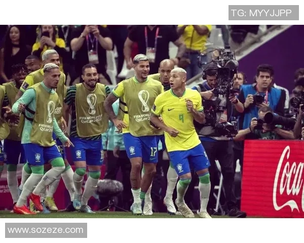 历史足球明星风采回顾经典瞬间与传奇故事交织的视觉盛宴